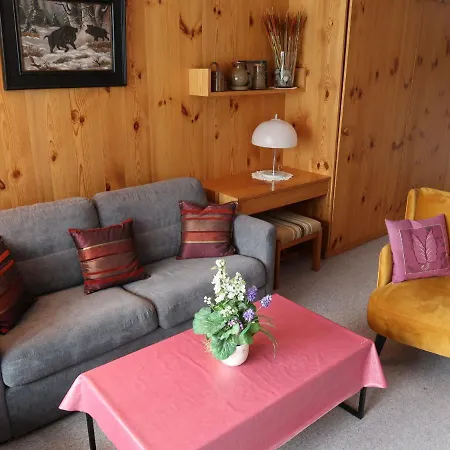 B 053 By Interhome